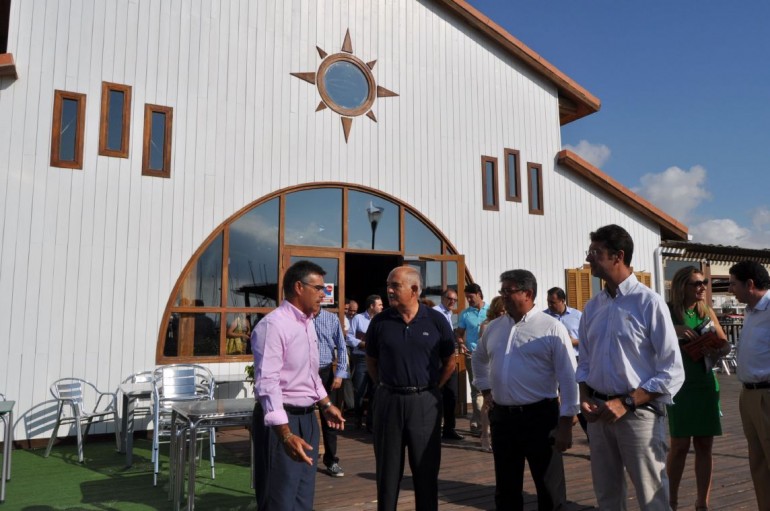 La Mesa del Turismo se reúne en el C.N. Mar Menor con el Presidente de la Comunidad Autónoma