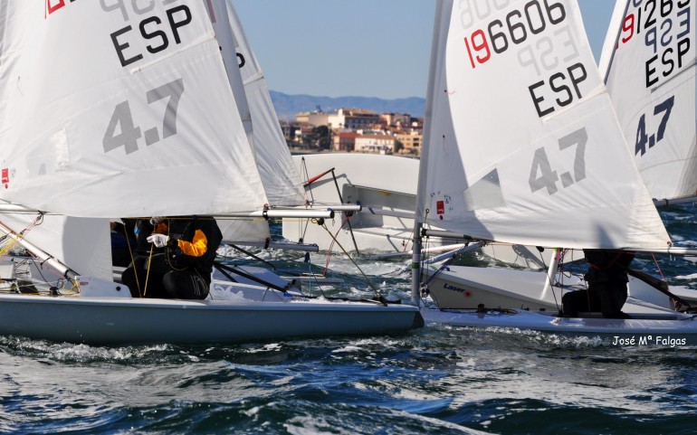 El fuerte viento protagonista por segundo día en el Campeonato de España