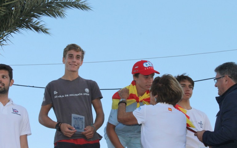 Surfari. Campeonato de España Techno, Raceboard, Fórmula y Rs:X. Fotos Aurelio Terry.