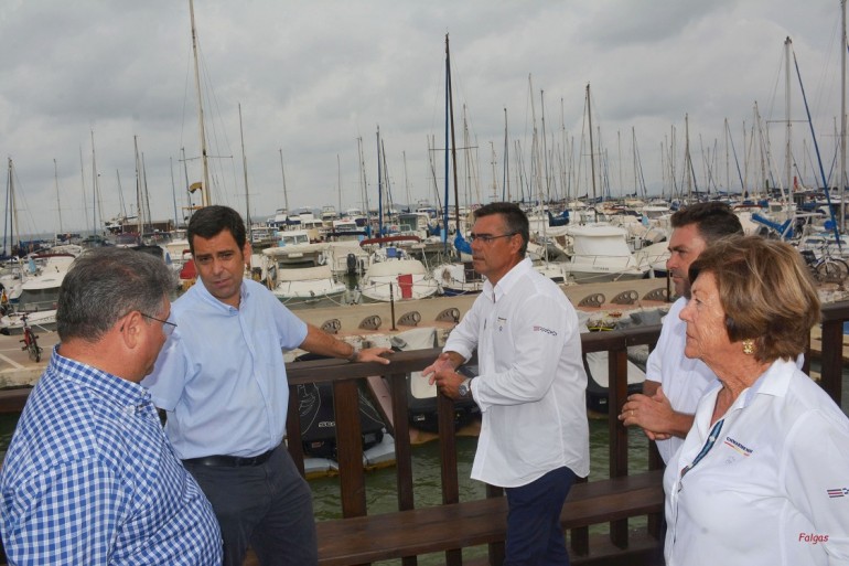 El Director General de Puertos ofrece una rueda de prensa en el CNMARMENOR