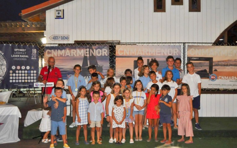 Entregados los trofeos de las regatas de verano y campeonatos sociales